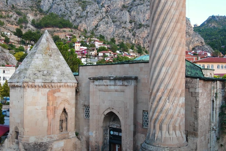 Amasya Burma Minareli Camii