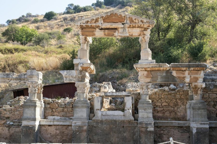 Efes Antik Kenti - Trajan Çeşmesi