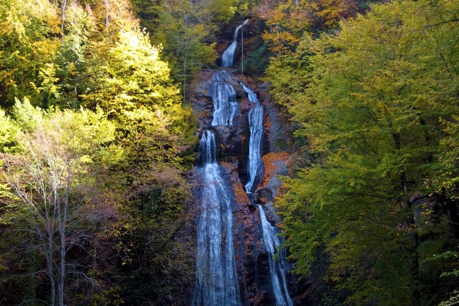 Güzeldere Şelalesi Tabiat Parkı