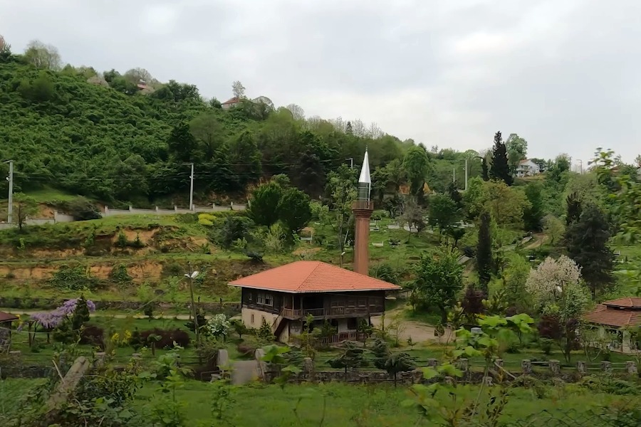 Hemşin Camii