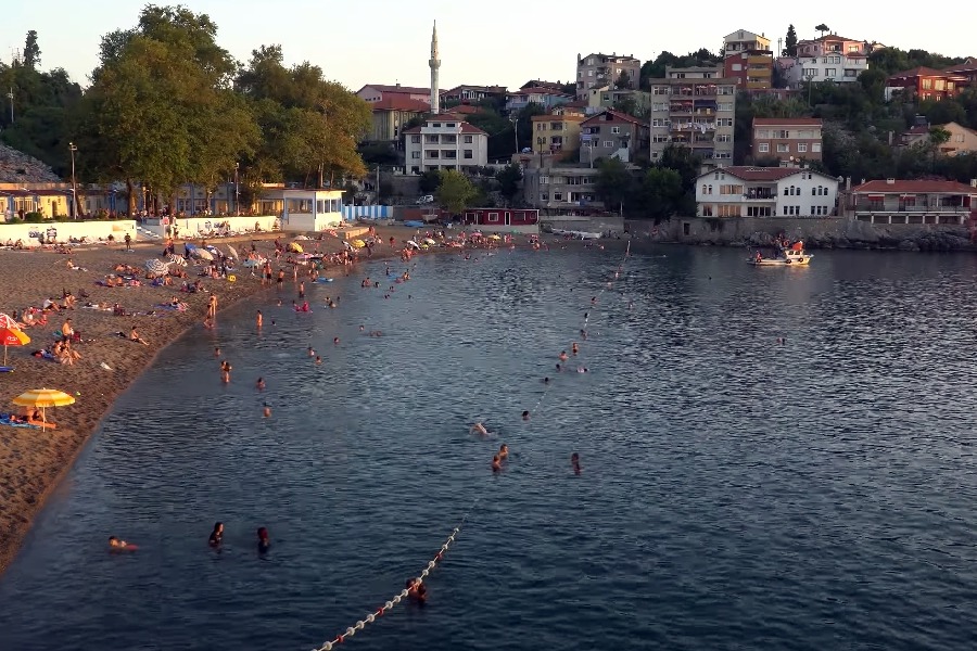 Zonguldak Belediye Kapuz Plajı