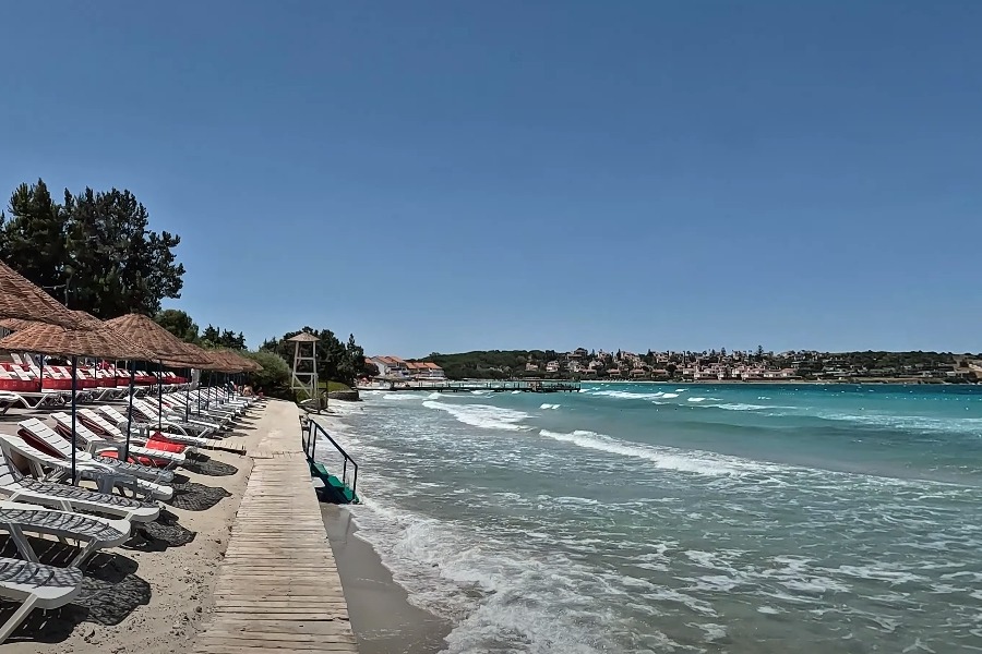 İzmir Boyalık Plajı