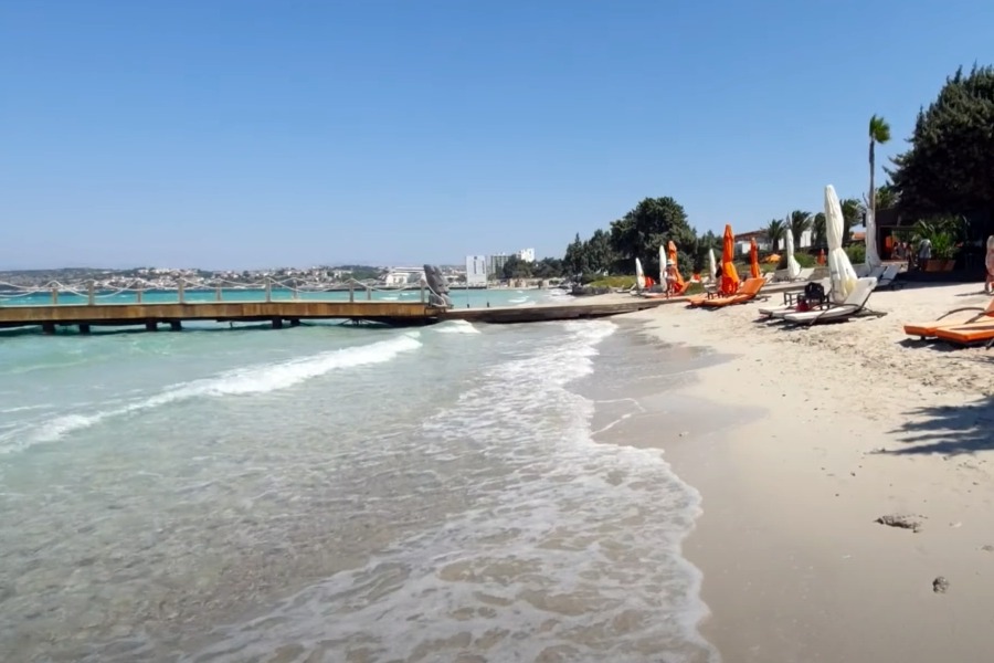 İzmir Boyalık Plajı