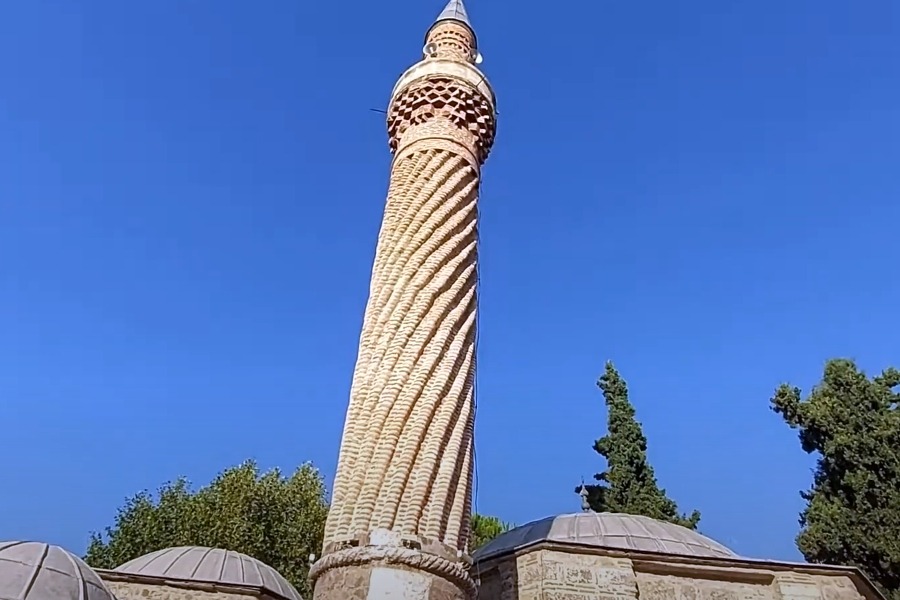 Uşak Burma Cami (Burmalı Cami)